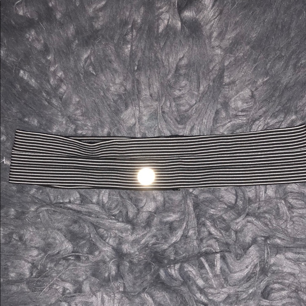 Lulu lemon head band